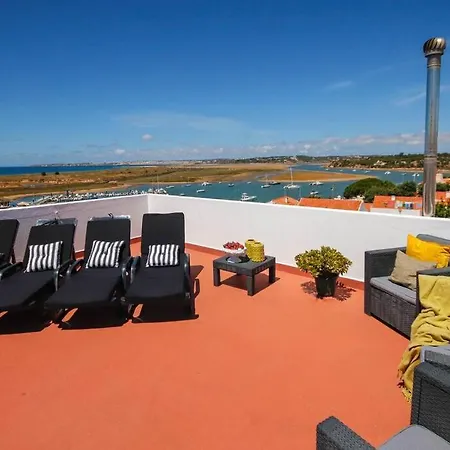 Stories Rooftop River View Apartment *